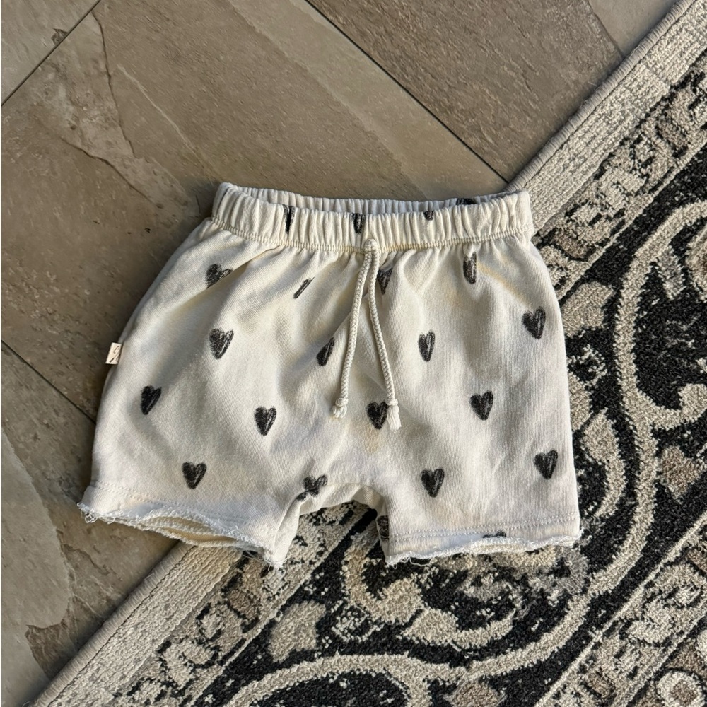 Childhoods clothing shorts size 5T.